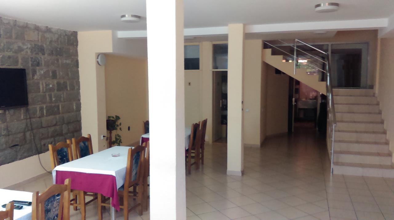 Bed & Breakfast Karavan Raška Exteriér fotografie