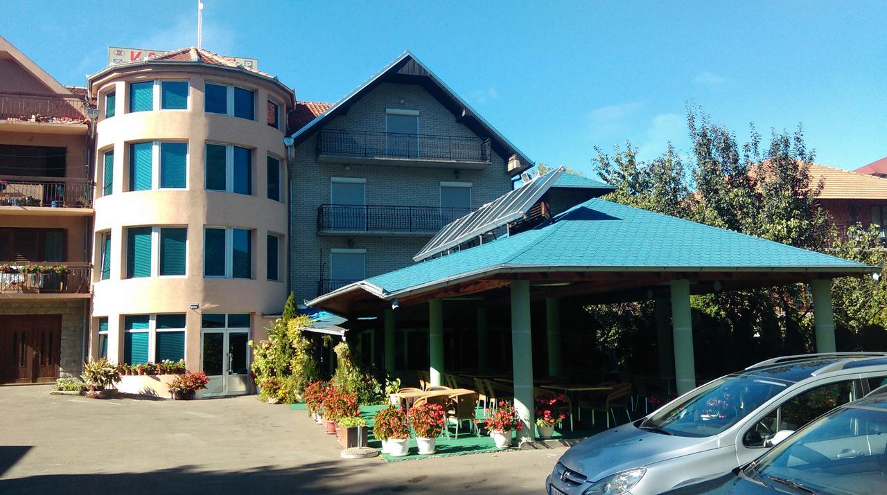 Bed & Breakfast Karavan Raška Exteriér fotografie