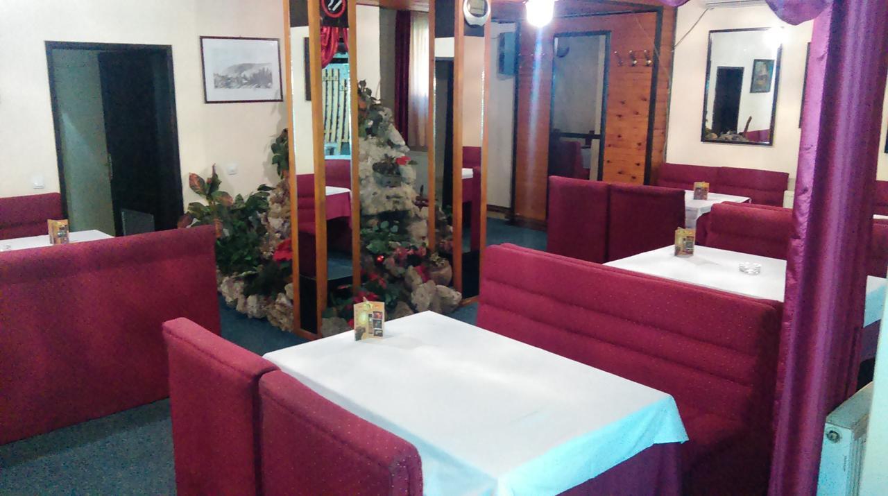Bed & Breakfast Karavan Raška Exteriér fotografie