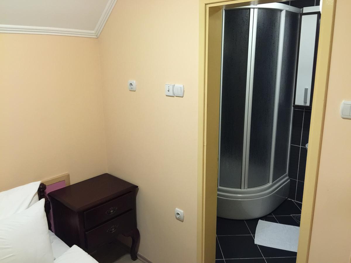 Bed & Breakfast Karavan Raška Exteriér fotografie