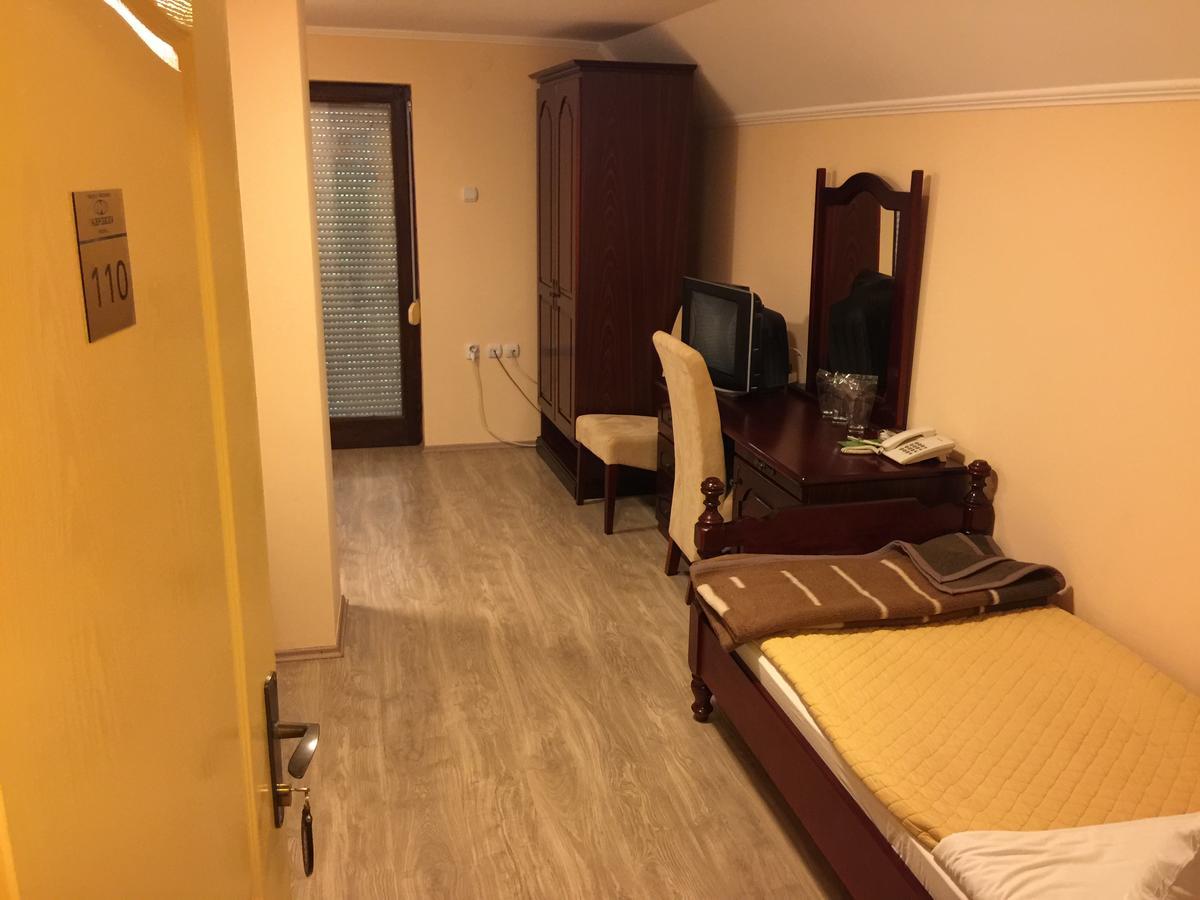 Bed & Breakfast Karavan Raška Pokoj fotografie