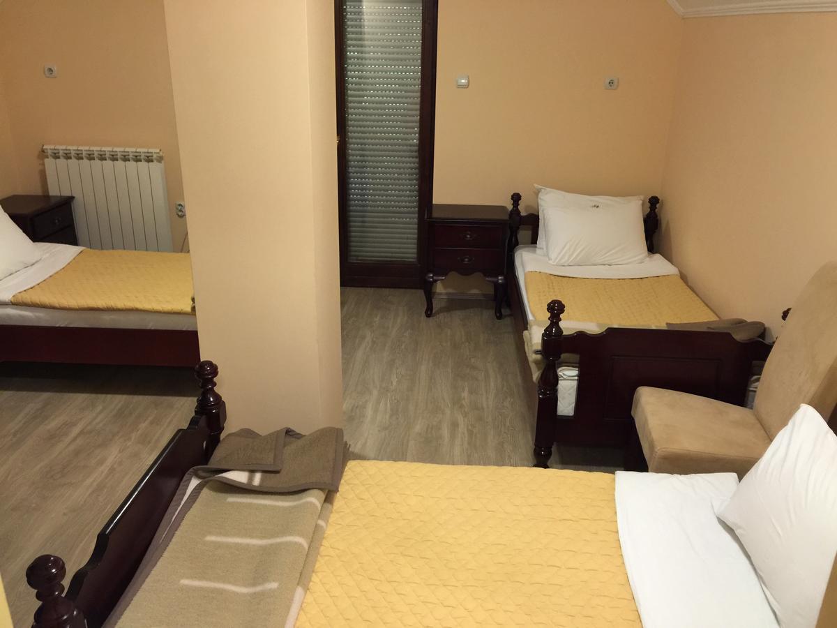 Bed & Breakfast Karavan Raška Exteriér fotografie